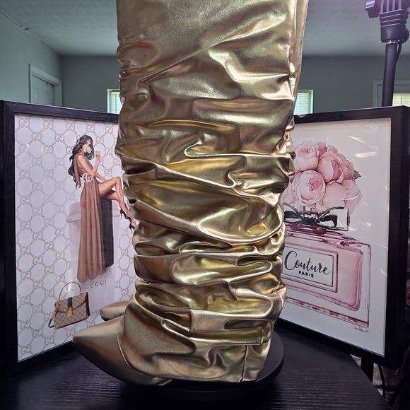 Azalea Wang Gold Boots - Picture 4 of 6